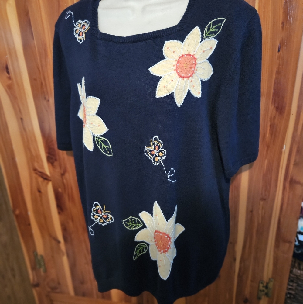 Alfred Dunner Dark Blue sweater with sunflowers and Butterfly Design SZ 2X